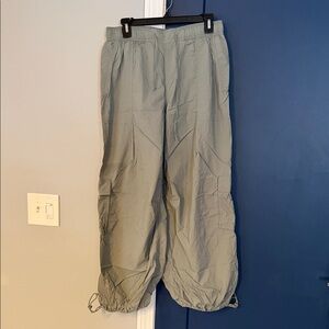 Women's Gray Joggers anthropologie daily practice wind pants euc m medium